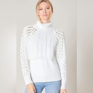 VENUS White Layered Cropped Cable Knit Turtleneck Sweater